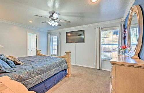 Near Trails, Lakes and Golf Pinetop Home with Deck - Foto 11