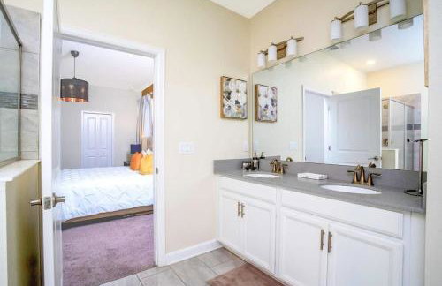 Stunning 9 Bd Single Family w/ Pool @ Champions Gate 1508 - Photo 42