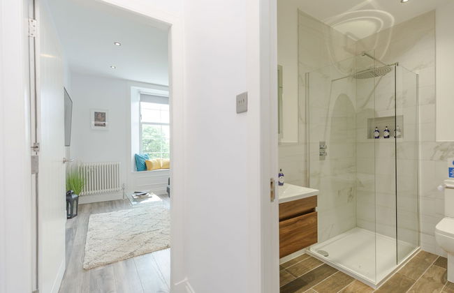 Dollar Apartments at 39 - Photo 30