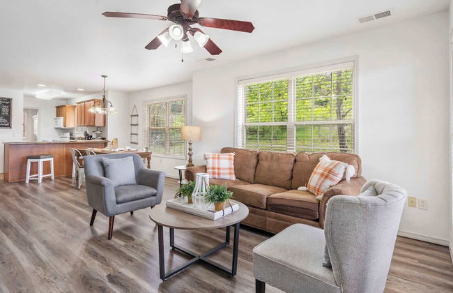 Retreat at Par Lane - Family Friendly Condo - Photo 11