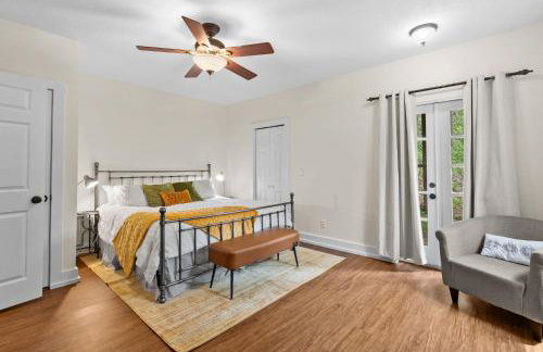 Mtn Views Hot Tub Close to Asheville - Foto 15