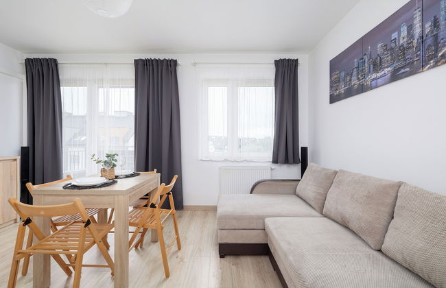 Air-conditioned Apartment by Renters - Photo 10