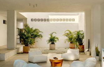 Anfitrión Villas & Suites - Photo 70