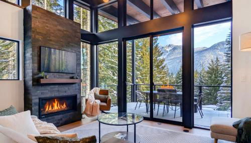 Ski In and Out The Mountainside House with Hot Tub! - Foto 4