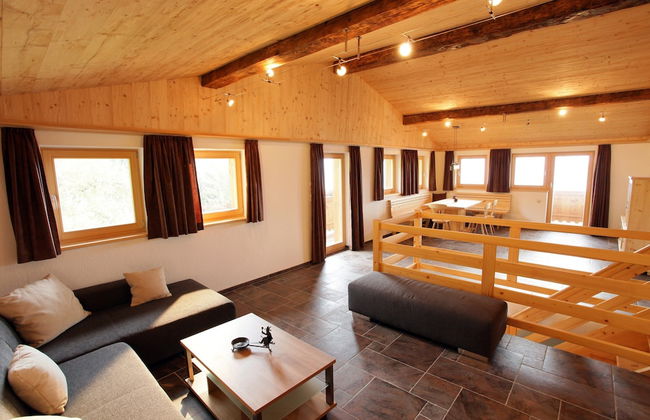 Gorgeous Chalet with Hot Tub in Tyrol - Photo 32