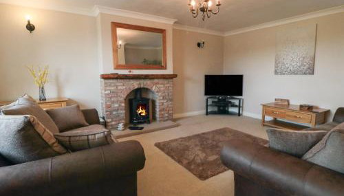 Cherry Garth - Photo 3