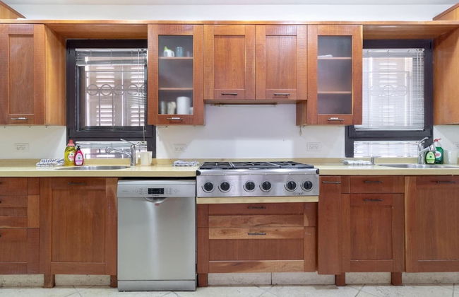 Family Apt & Garden in David's Village by FeelHome - Foto 15