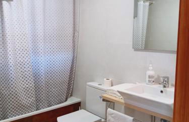 Chalet amplio con Jardín y zona barbacoa. - Foto 12