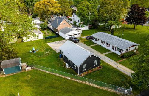 Renovated Retreat Home in Huron, close to beaches - Foto 2