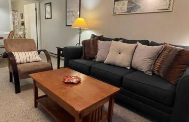 SKIING, HIKING, VILLAGE OF EVILLE MTN ESCAPE - Foto 19