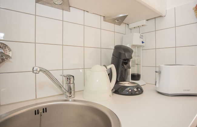 Small Studio in Neuastenberg With Balcony - Foto 9