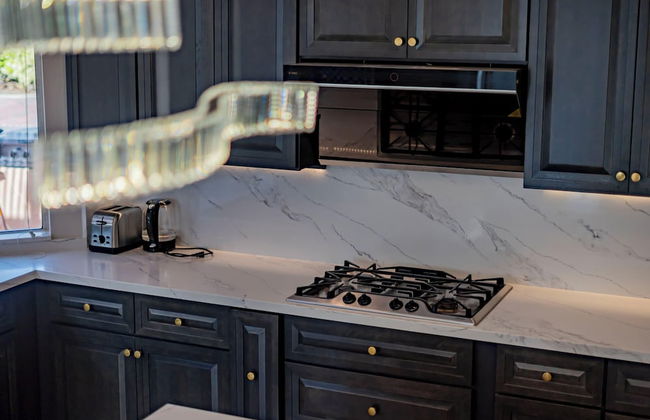 Newly Remodeled Suburban House - Foto 22