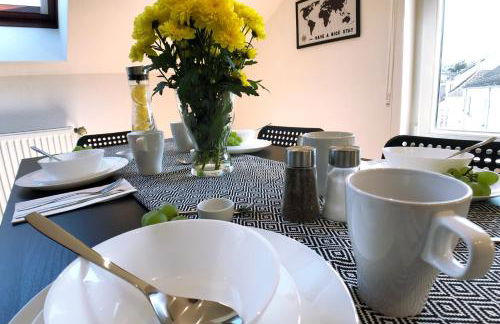 central working and living apartments - Photo 15