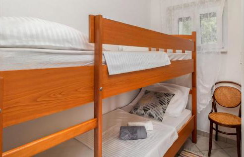 3 Bedroom Beautiful Apartment In Susanj - Photo 19