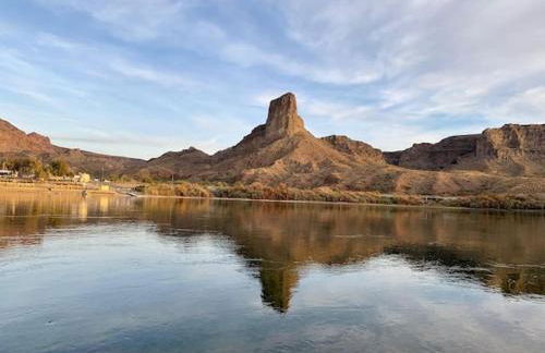 Siren's Adventure Riverfront Cottage! - Foto 23