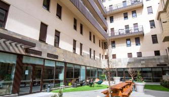 Bravo Students Granada - Foto 3