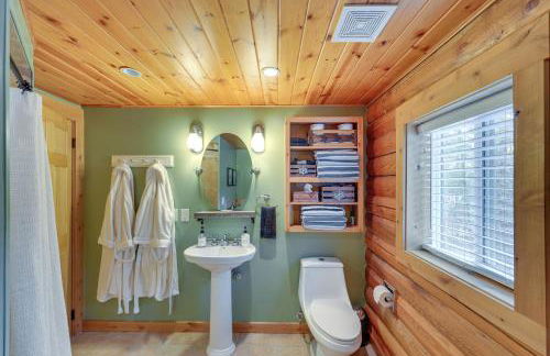 Dreamy Alpine Cabin with Hot Tub, Fireplace and More! - Foto 24