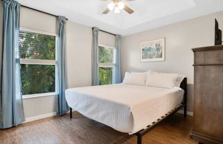 Family Friendly Townhome Near Attractions - Foto 15