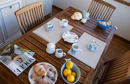 [Art of Living] 100 meters from the sea. - Foto 19