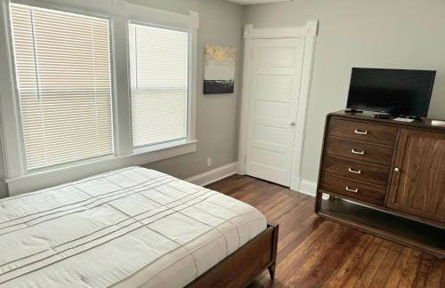 DT Indy! Walk to Lucas Oil, Gainbridge, Conv Cntr - Photo 32