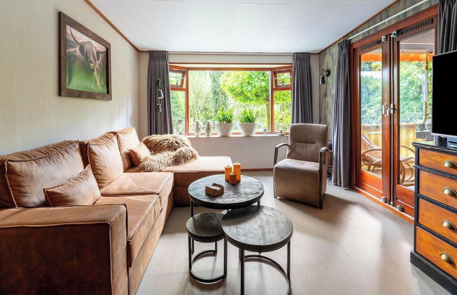 Pleasing Chalet in Stegeren near Forest - Foto 1