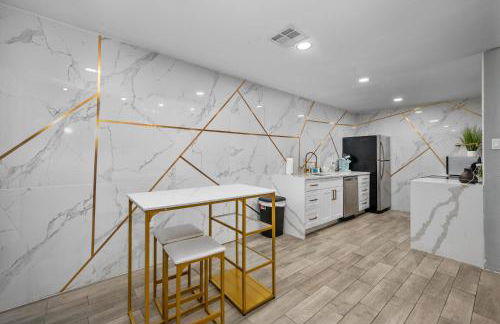 Spacious Galleria Apartment with Free Park - Foto 7