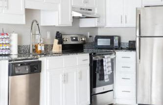 1BR Near UAB with Free Parking, Fast Wi-Fi, Workspace - Foto 16