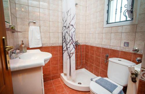 Azure Bay Villa by RentalsPro - Neos Marmaras Halkidiki - Foto 55