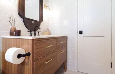 NEW Luxury Coastal Cottage w Pool Jupiter FL - Photo 2