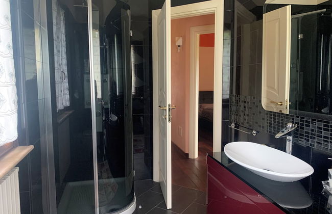 Remarkable 6 Bedrooms Villapiemonte With Land - Foto 14