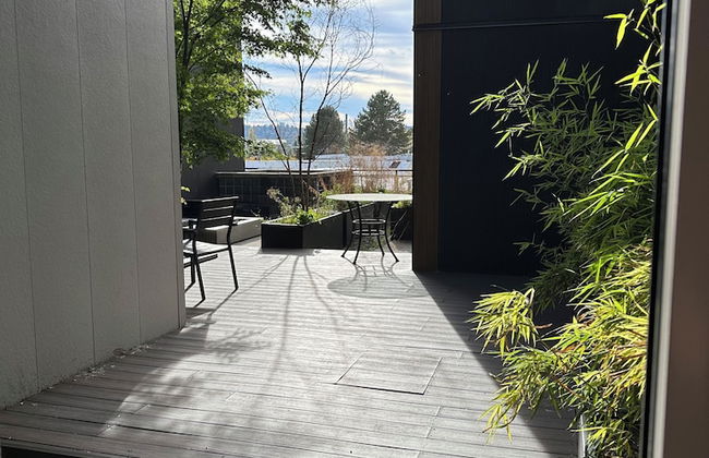 Modern Studio Steps to UW - Foto 21