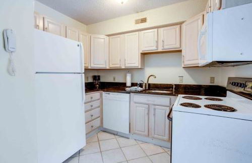 Marylander Condominiums, 90 steps from the beach - Foto 3