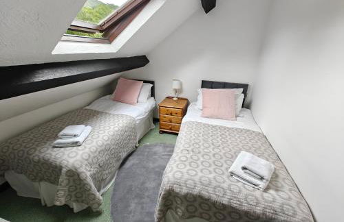 Linhay -Farm Cottage - Photo 6