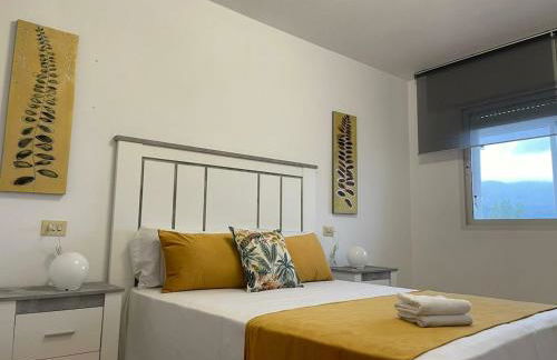 Amplio piso con garaje en Boiro - Foto 1