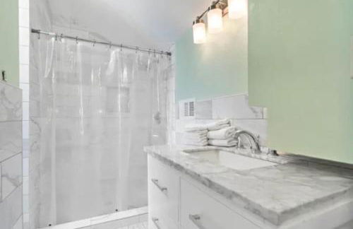 Texas vacation home with huge yard and pool, close to beach - Foto 5