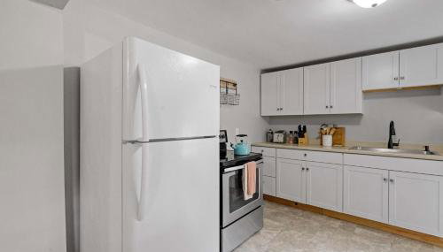 Post & Beam - SHARED 4 Bedroom 1 Bath Home On Pond - Shared 4 Bedrooms Available - Foto 4