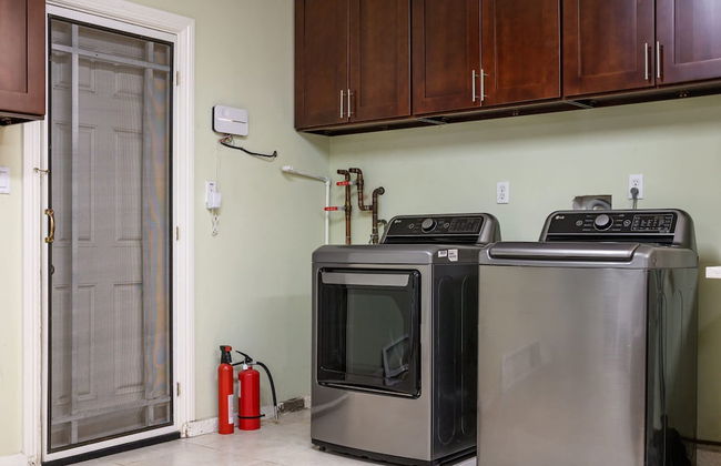 Luxury Estate With Sparkling Pool Elegant Amenities - Foto 64