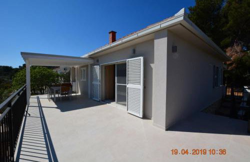 Dreamlodge - Luxe Dalmatian Villa, private pool, parking, mooring, breathtaking sea & mountain view, at 150 m from idyllic private beach - Foto 5