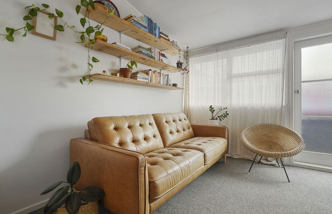 Central Quiet 2BR Apt - Wifi - Parking - Foto 11