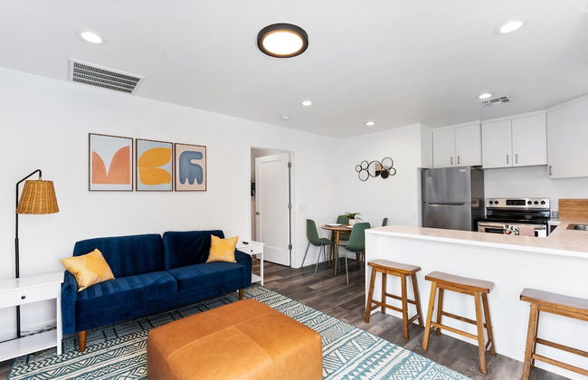 Rosewood Inn - Photo 16