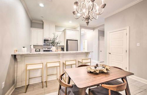 Dreamy Prairieville Townhome with Deck and Yard! - Foto 7