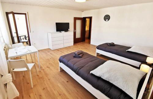 FR13 - Modernes 1-Zimmer-Apartment mit Balkon in Rodgau - Foto 1