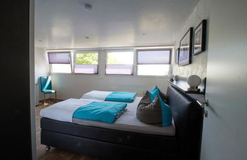 Schwarzer Kater Blankenheim - Foto 22