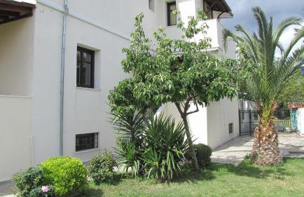 Palirria Hotel & Studios - Photo 37