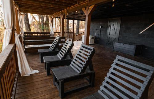 Quiet Ellijay Cabin 2 Master Ensuites, Stunning Views, Hot Tub, Dogs Welcome - Foto 24