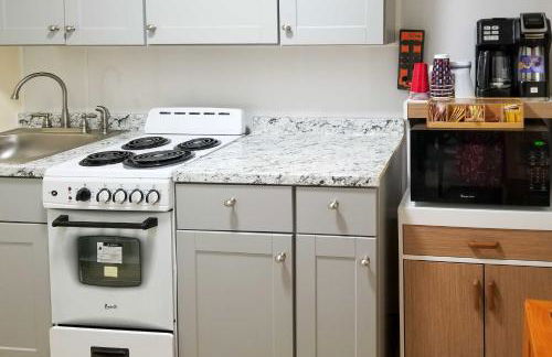 Charming Yonkers Retreat - 10 Mi to Central Park! - Foto 9