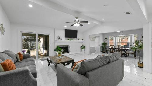 Diamond Waters near DFW & Stadium , Private Pool - Foto 3, Other