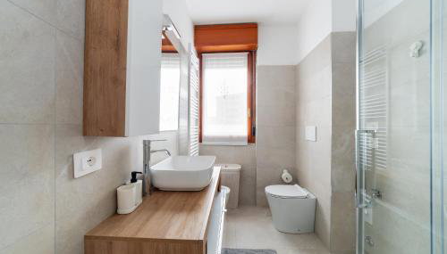 La Casa Giusta Moderno Trilocale Monza Policlinico - Foto 3, Shower