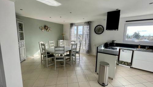 Face Chateau de Chaumont sur loire Gîte La Rapinière - Foto 3