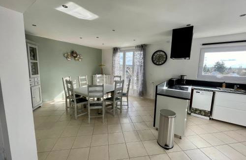 Face Chateau de Chaumont sur loire Gîte La Rapinière - Foto 3